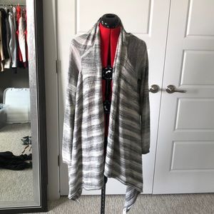 Athleta lightweight sweater